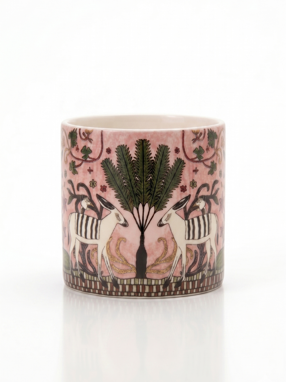 The Versatile Ceramic • Woody
